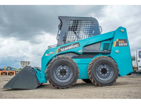 MiniIncarcator SUNWARD SWL 2830, 2.8ton, 65CP -- new de vanzare